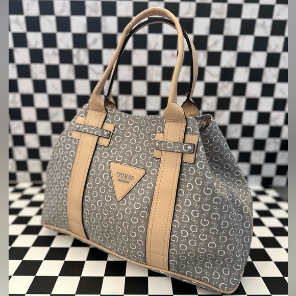 NEW Guess Monogram logo Tote Bag, Large. Gray & Cream - Picture 9 of 16